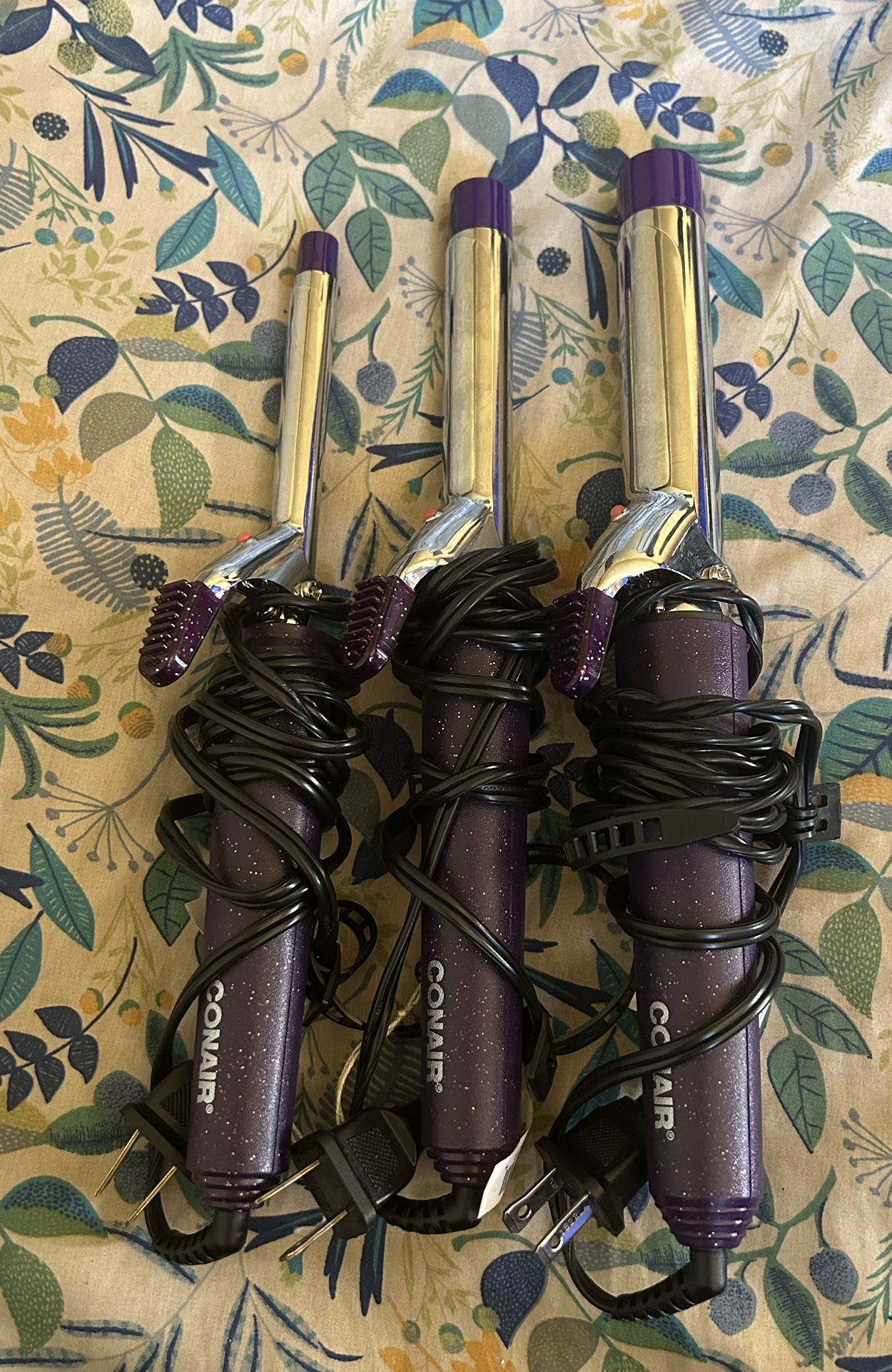 Conair 3 in 1 curling wand set