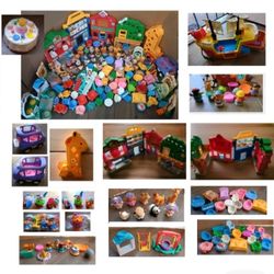 Huge Fisher Price Little People HUGE Lot / 146 Pieces