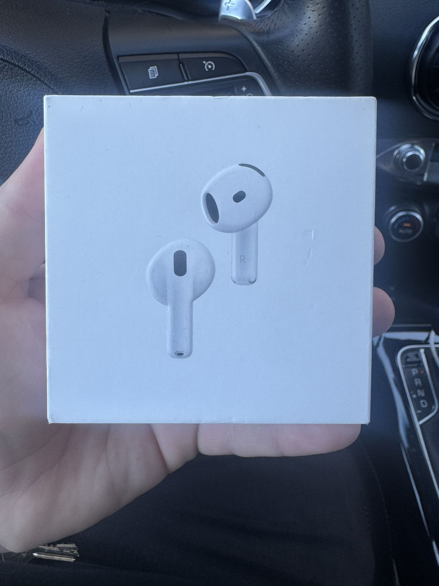 AirPods 4