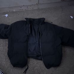 Pacsun puffer jacket size small