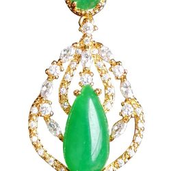 Beautiful Jade Pendant 