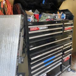 husky Tool Chest 