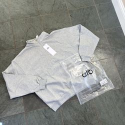 ALO QUARTER ZIPS S,M,L