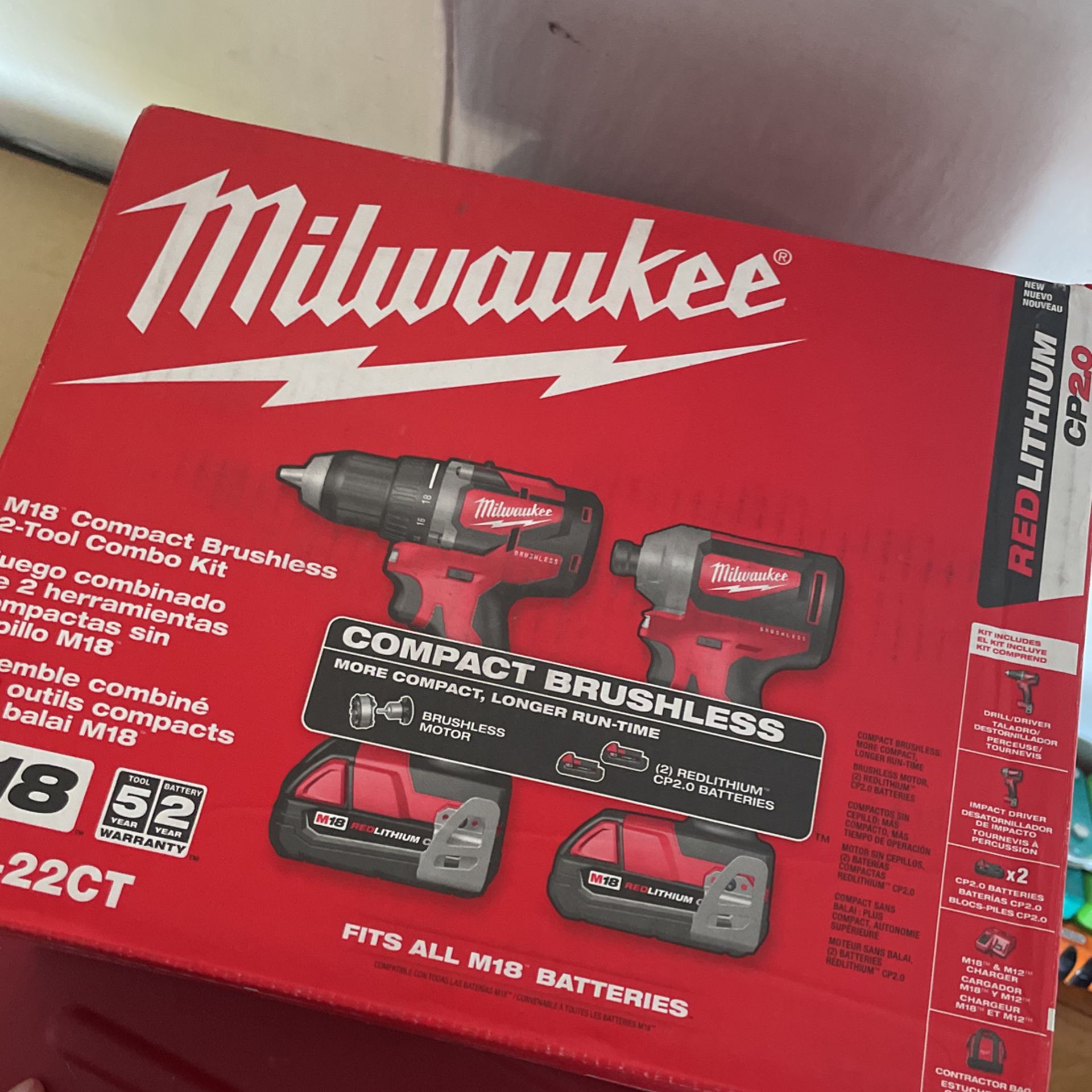 Milwaukee 2691-22 18-Volt Compact Drill and Impact Driver Combo Kit for  Sale in Santa Clara, CA OfferUp