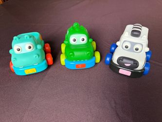 Set a three pull back and go cars