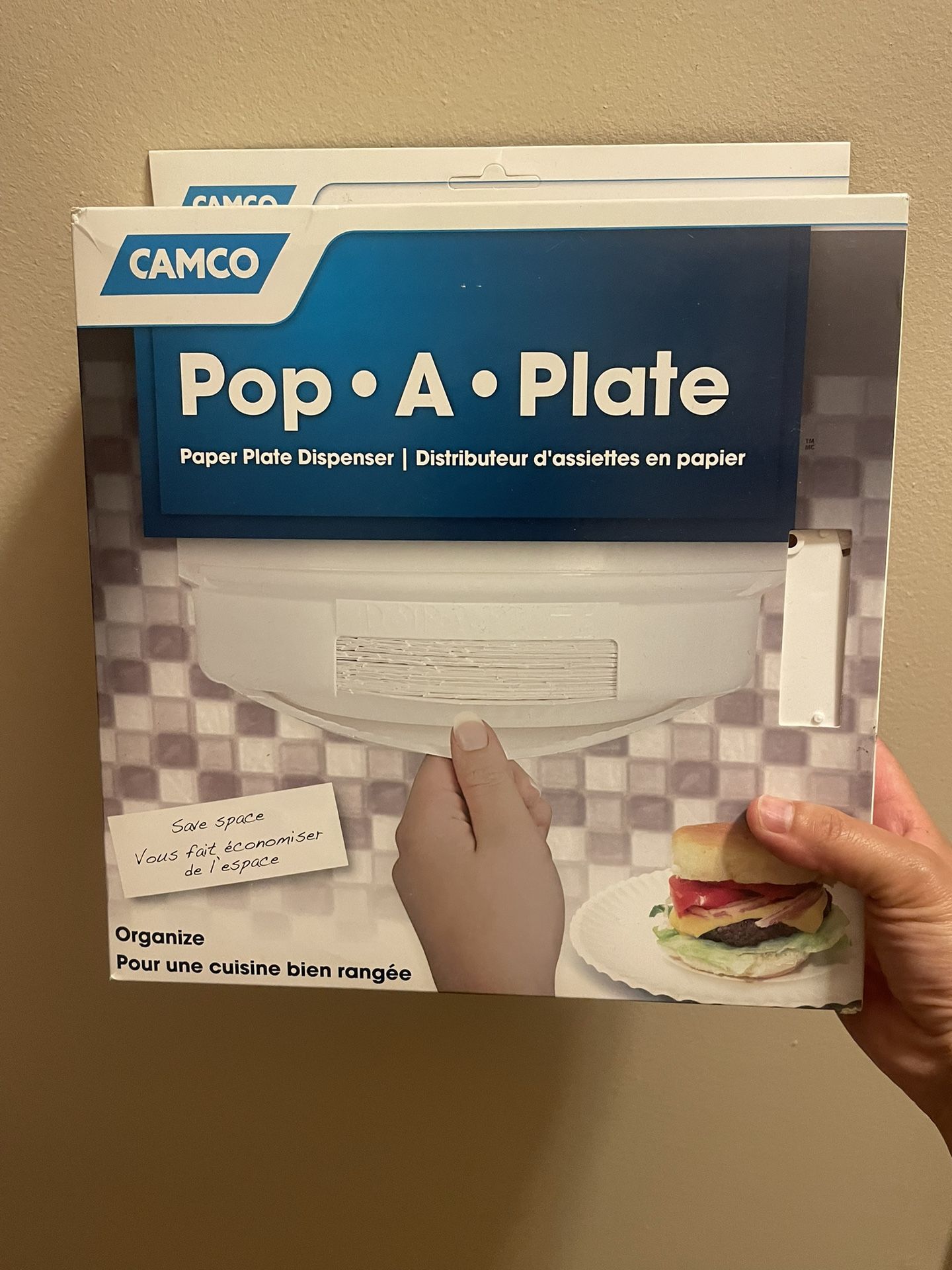 NIB Pop A Plate. Paper Plate Holder