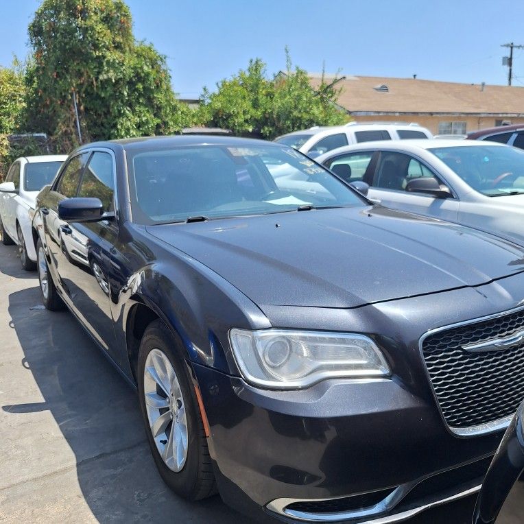 2015 Chrysler 300