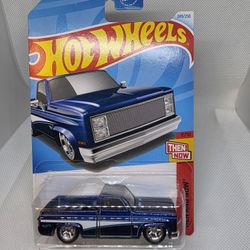 Hot Wheels 83 Silverado 