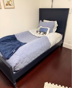 Twin bed from City Furniture