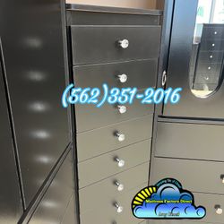 Paulina Diamond Black Dresser 