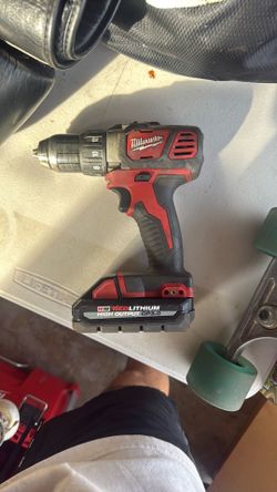 Milwaukee Drill M18