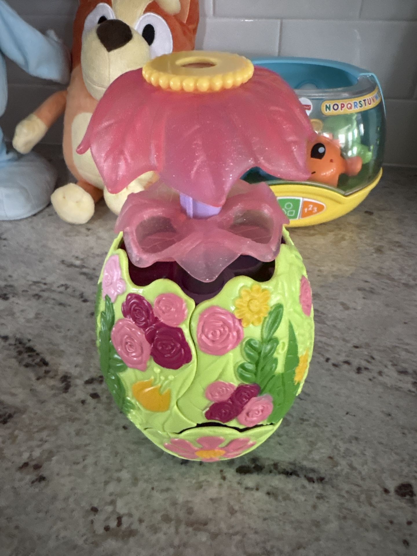 Hatchimals. Secret Scene Collectible Playlist.