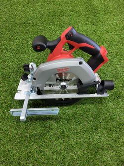Milwaukee 6-1/2 Inch Cordless Circular Saw