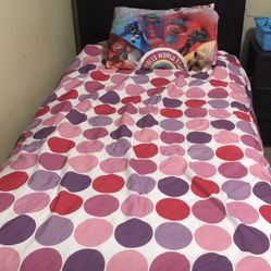 Selling Twin Size Bed Frame New Condition Mattress Not Included 