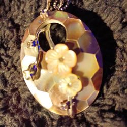 Oval Mother Of Pearl Pendant Necklace