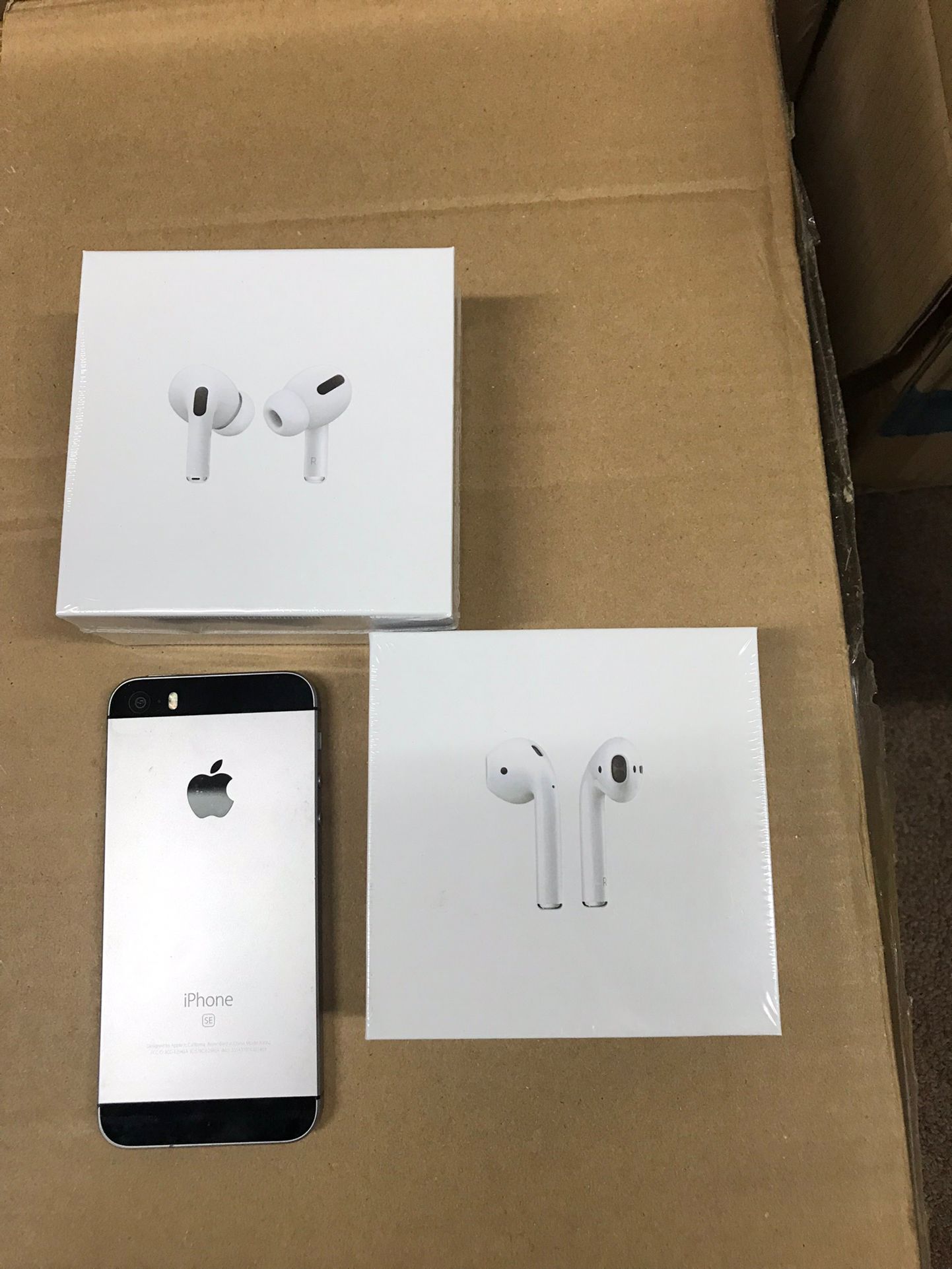 AirPod | Airpods | Earpod | Airpod Pros | Airpod 2 | Bluetooth Headphones | IPhone Headphones