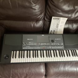 Korg Pa600