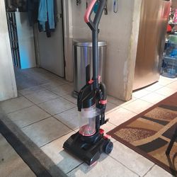 Small Vacuum.  Works Great.  Has Attatchment For The Hose
