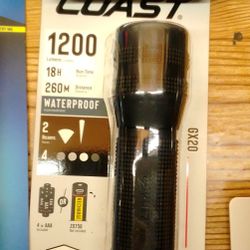 Coast   1200  Lumen Te