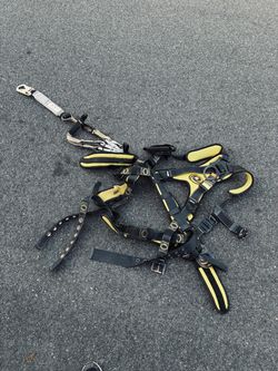 Guardian Fall Protection Cyclone Construction Harness Small