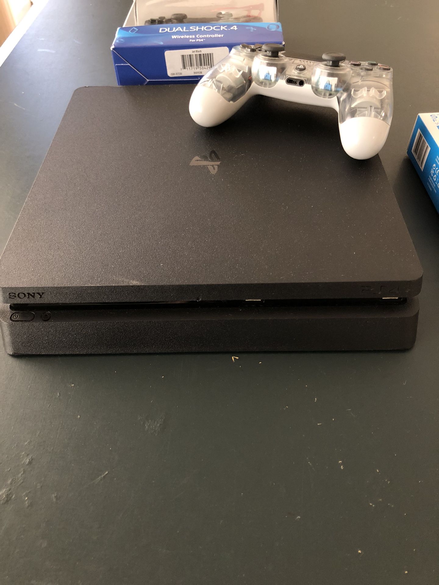 PlayStation 4 Slim Edition Bundle