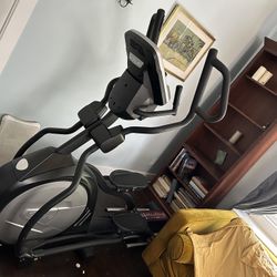 E95 Sole elliptical