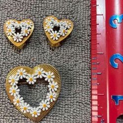 VINTAGE DAISY FLOWER HEART PIN & CLIP EARRINGS