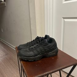 Nike Men's Air Max 95 Essential