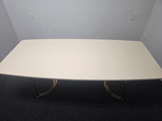 LUXURY DINING TABLE (MADE IN TURKEY) 