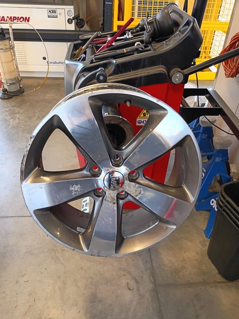 20" Wheel For Jeep Grand Cherokee OEM Part Made In USA