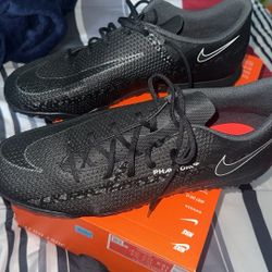 nike phantoms turf