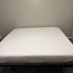 Mellow Gel Memory Foam Mattress 12” Brand New