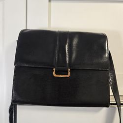 Vintage Salvatore Ferragamo Black Leather Shoulder crossbody Bag/ Purse Luxury 
