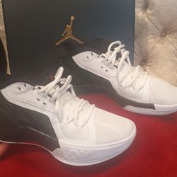 Jordan Zoom Separate