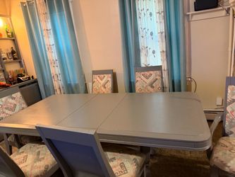 FREE! 7 PIECE DINING ROOM SET
