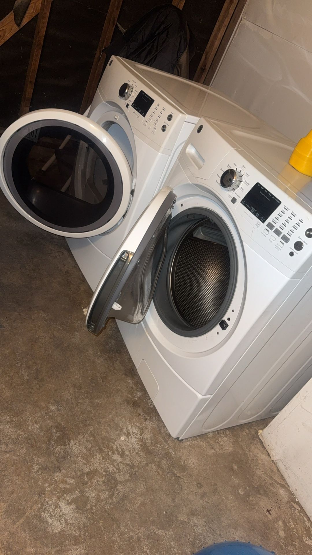 Washer & Dryer