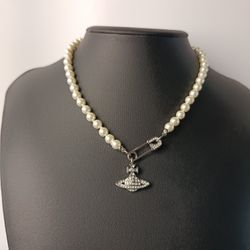 Brand new single strand pearl necklace