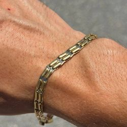 18K Sauro Brev Made In Italy White & Yellow Gold Mens Bracelet links 9.5" wide 8mm 29.2 grams