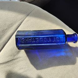 Kobalt Blue Poison/Medicine Bottle 