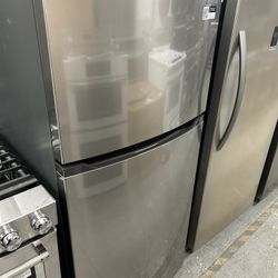 Fridgidaire Fridge 
