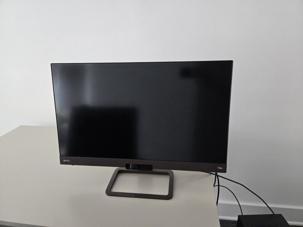 BenQ EX2780Q monitor 