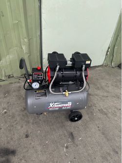 XtremepowerUS 2 HP 7 gal. Ultra Quiet Oil-Free Air Tank Compressor with 116 PSI and Air Filter Regulator