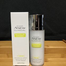 Isa Knox Anew Clinical Revitalize & Reveal Resurfacing Expert Smoothing Fluid
