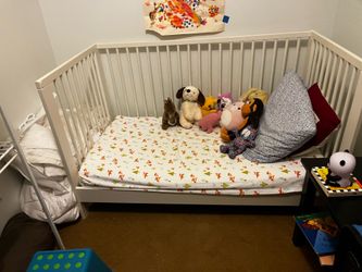 Free: Ikea crib/toddler bed