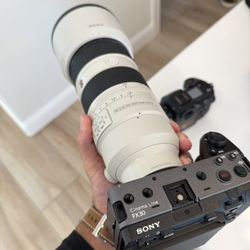Sony FX30 Cinema Camera + FE 70-200mm f/2.8 GM OSS II + FE 24-105mm f/4 G OSS Bundle