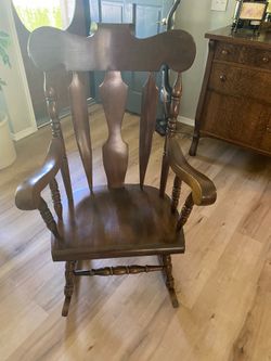 Solid wood rocking chair