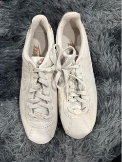 Nike shoes, size 11