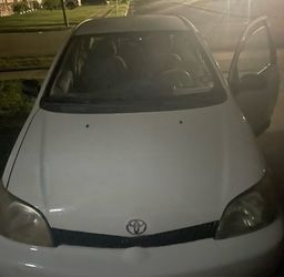 2001 Toyota Echo