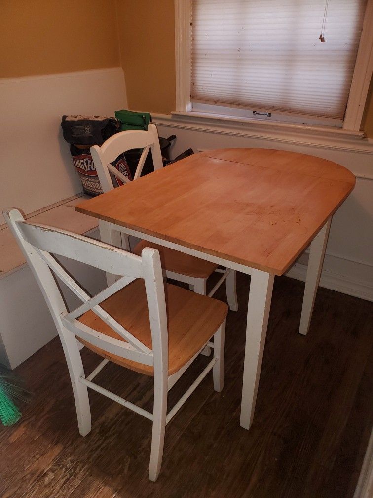 Kitchen Table And Chairs