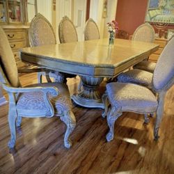 AICO By Michael Amini LA FRANCAISE Dinning Set - Table / 6 Chairs) - AL